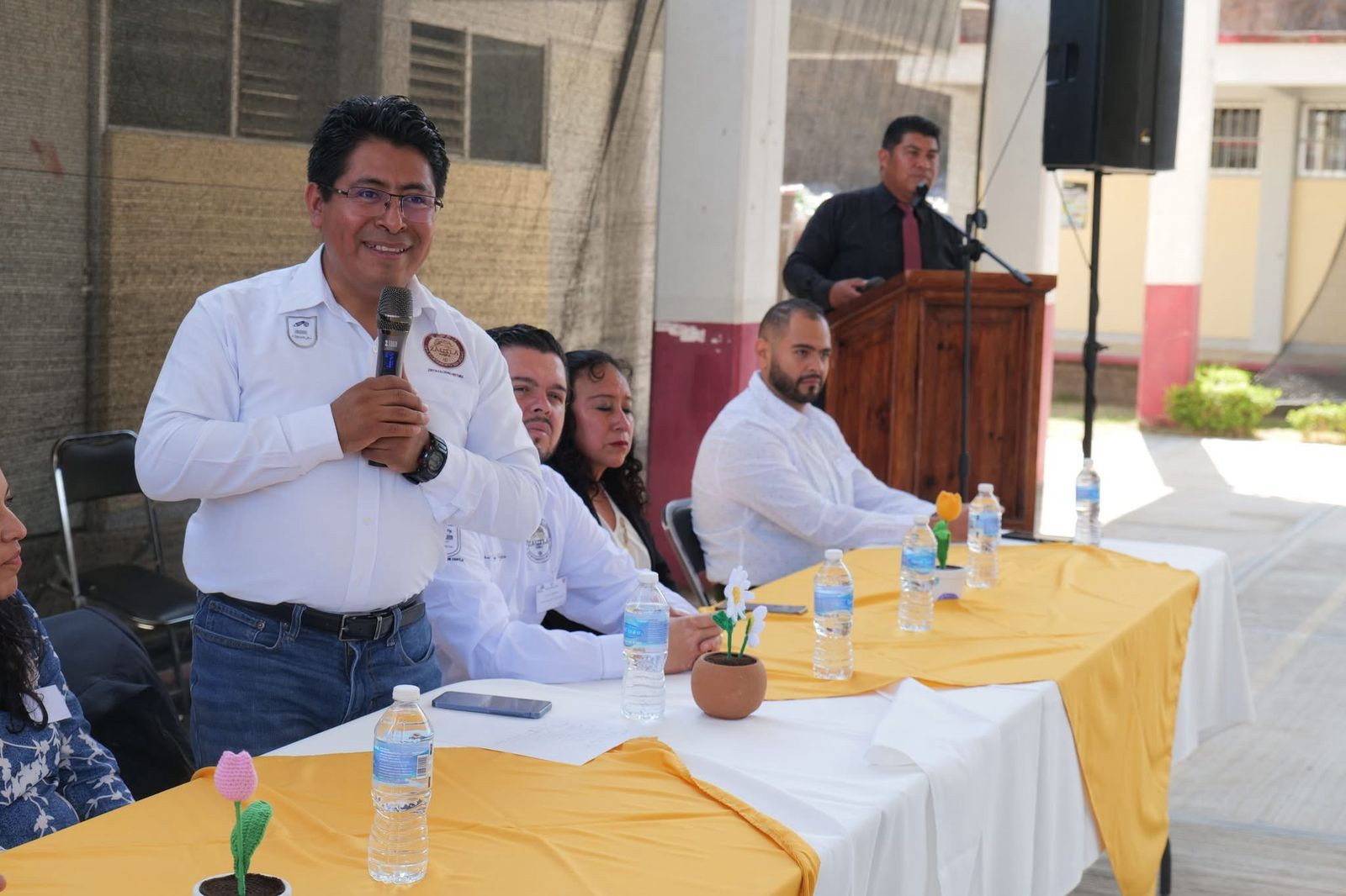 Primera Olimpiada de Matemáticas y Comunicaciones de toda la región.